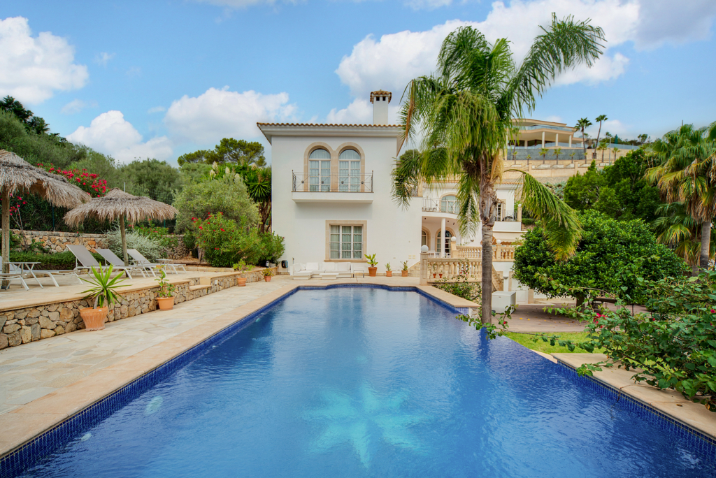 SON VIDA - EXCLUSIVE VILLA IN THE 'BEVERLY HILLS' OF THE BALEARIC ISLANDS