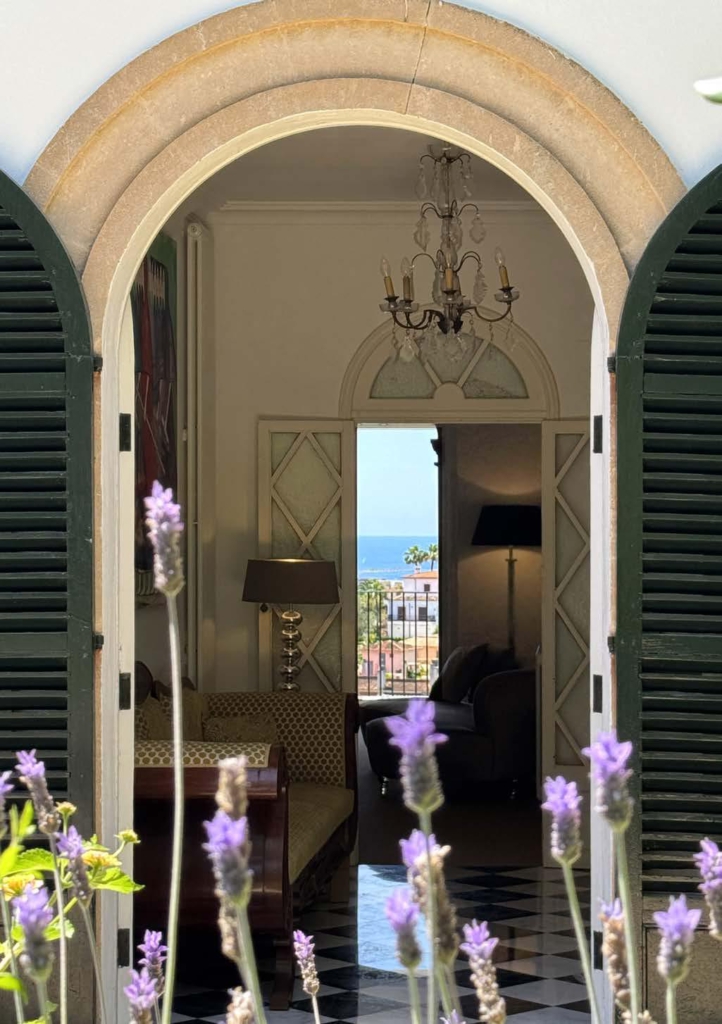 Magnifica Villa con Vistas al mar, privacidad total y puro estilo de vida en Bonanova
